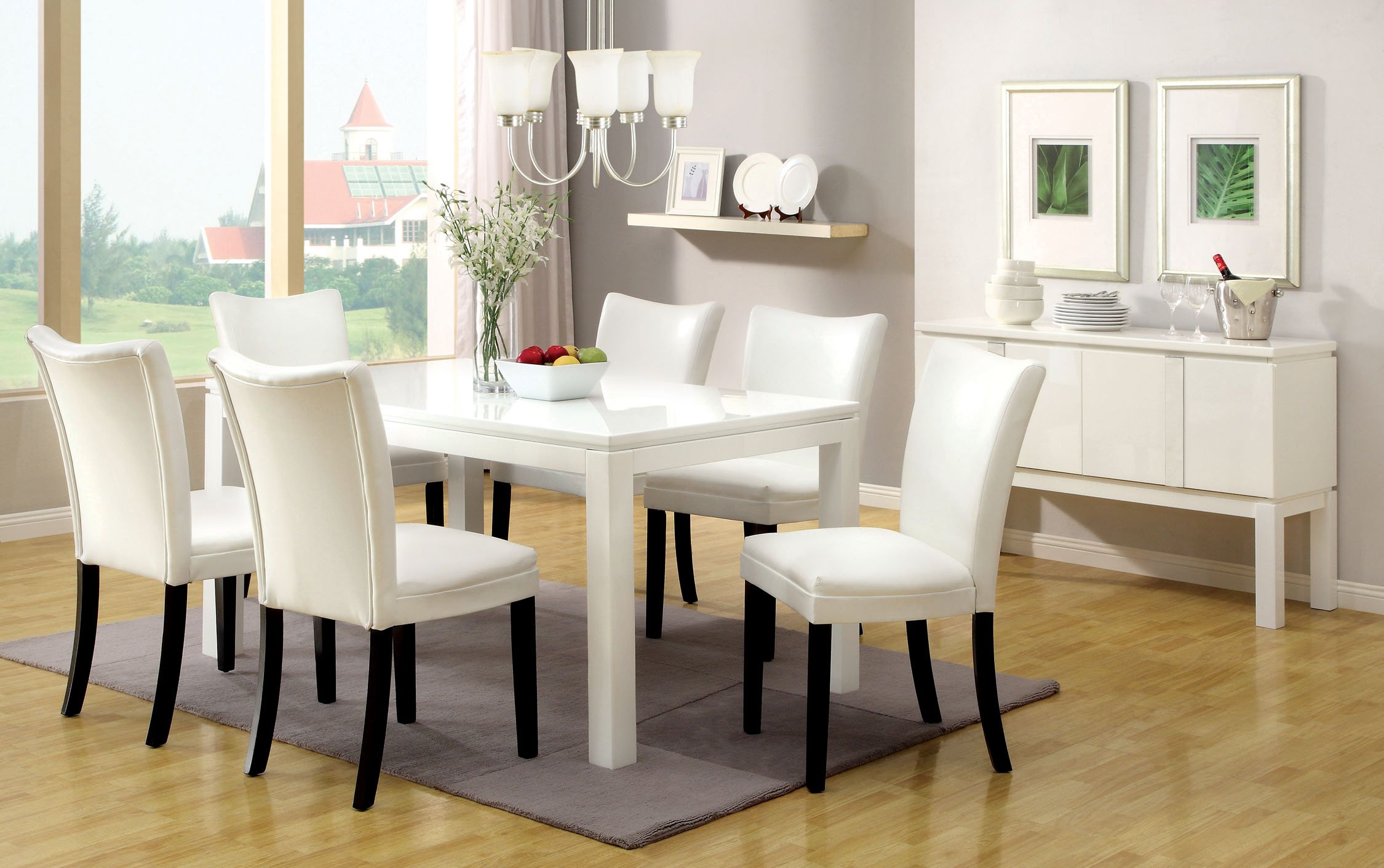 Светлые кухонные столы. Кухонные стулья в интерьере. Столы и стулья для кухни. Стол на кухню. Современные стулья для кухни.