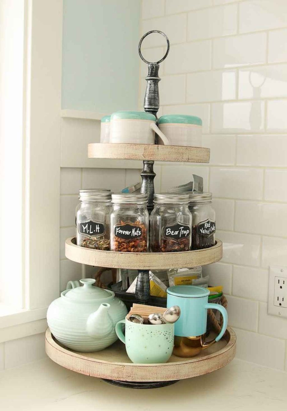 Уголок для чая на кухне