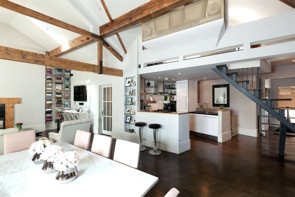 Одноэтажный дом с высокими потолками