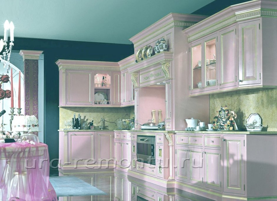 Розовые шторы на кухню