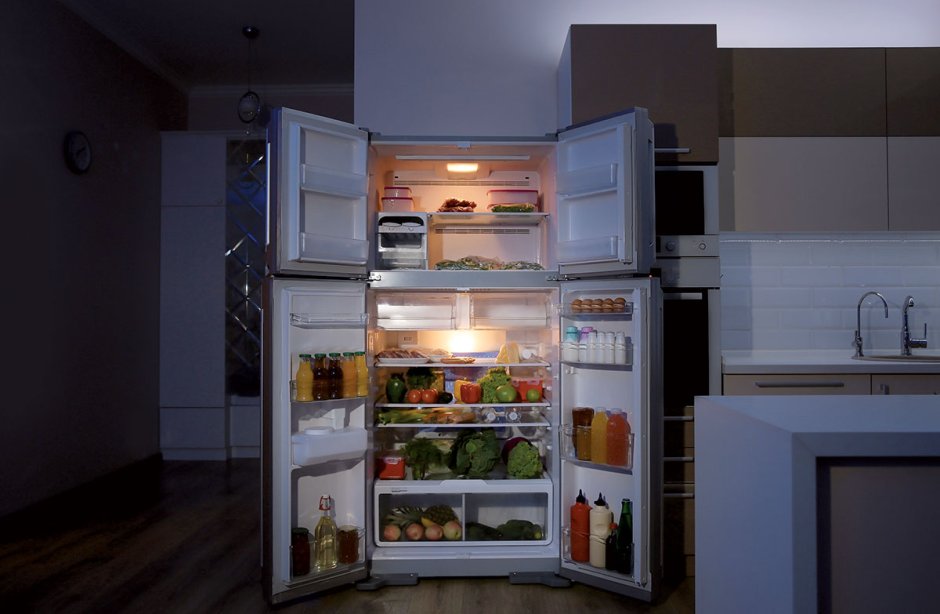 Ночная кухня с холодильником