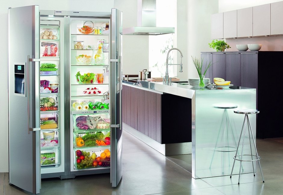 Холодильник Liebherr SBSES 8283