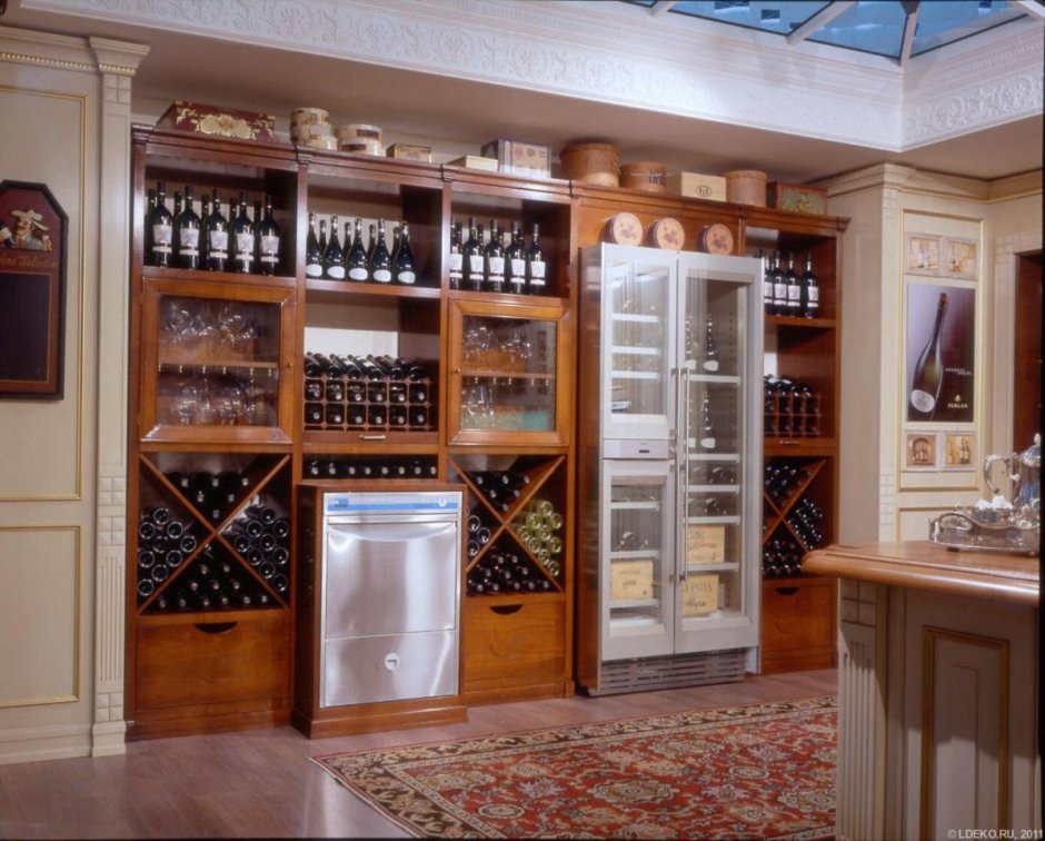 Бутылочница для вина в кухонном гарнитуре