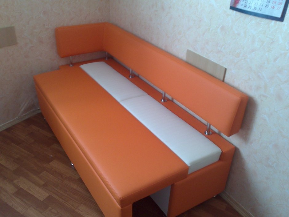 Раскладной диван на кухню со спальным местом