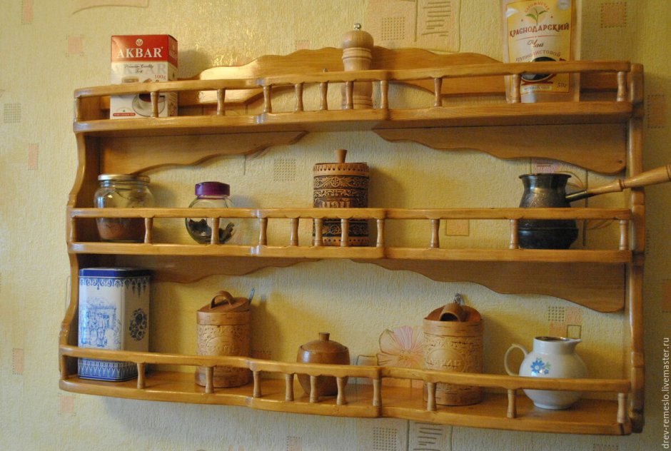 Полка деревянная настенная