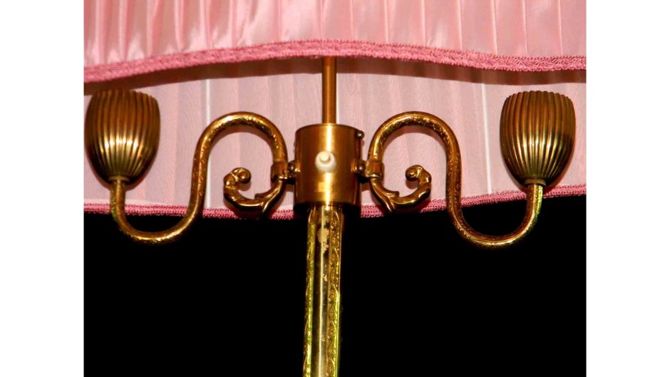 Настольная лампа Maytoni Elina arm222-11-n