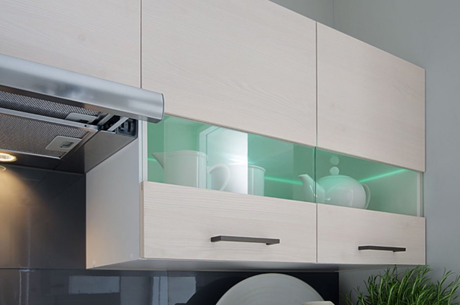 Кухонные гарнитуры с подсветкой