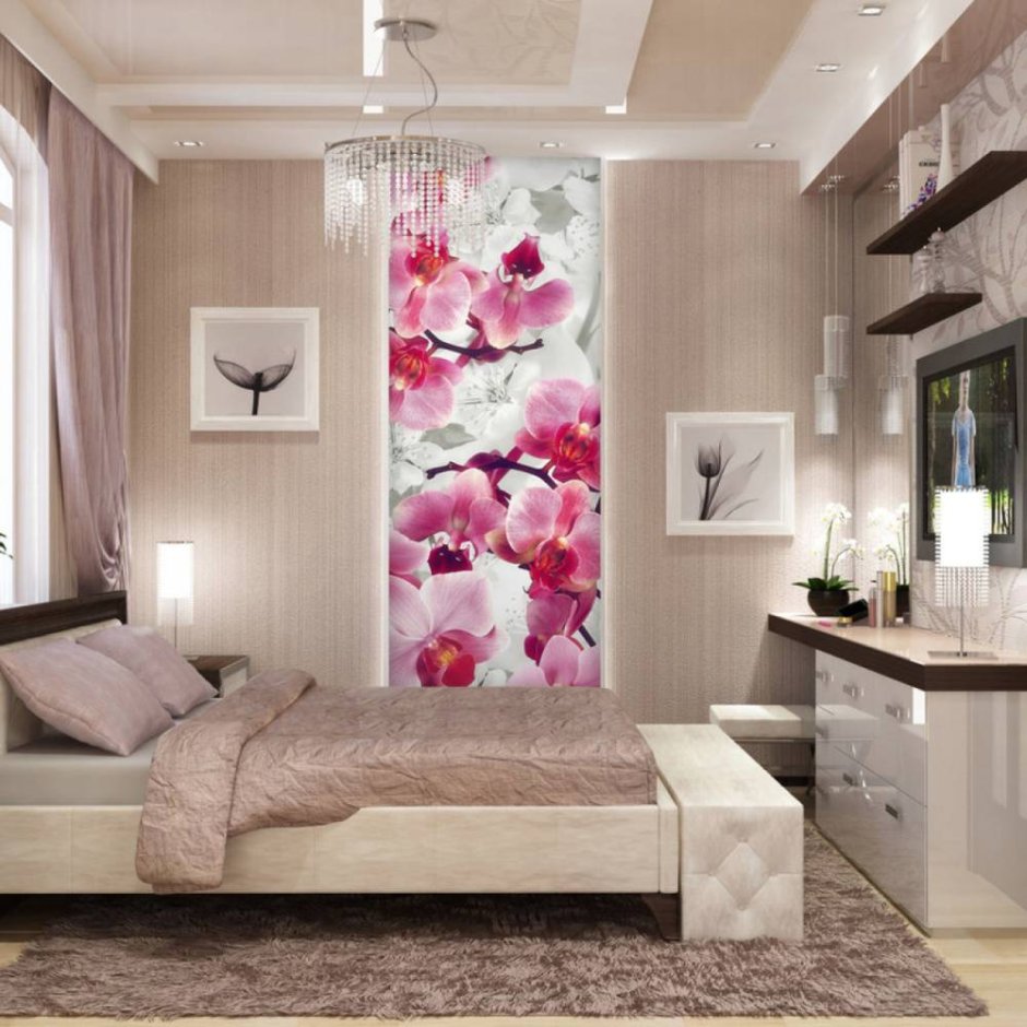 Стена в спальне с орхидеями