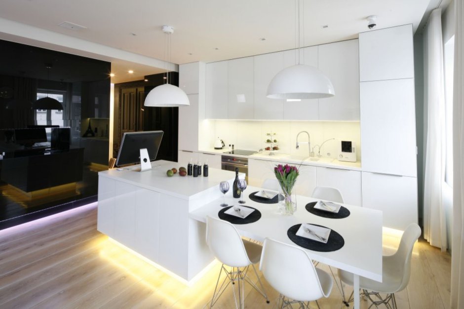 Кухня гостиная в белом стиле