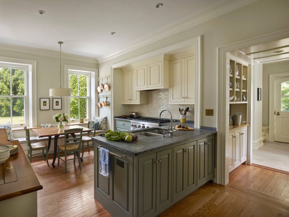 Оливковый цвет стен в интерьере кухни