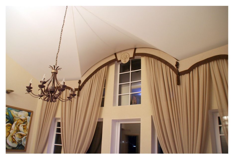 Бандо на арочное окно