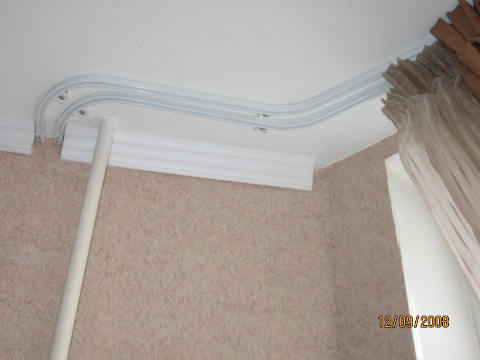 Эркерный карниз Legrand 135 град