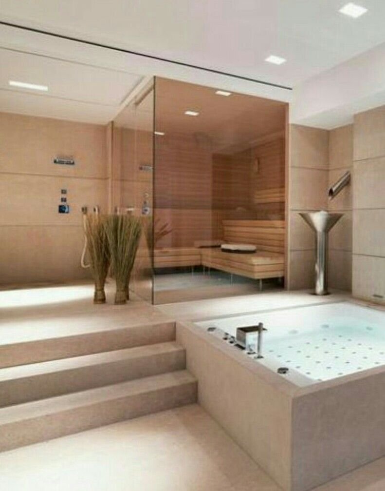 Большая ванная комната с сауной