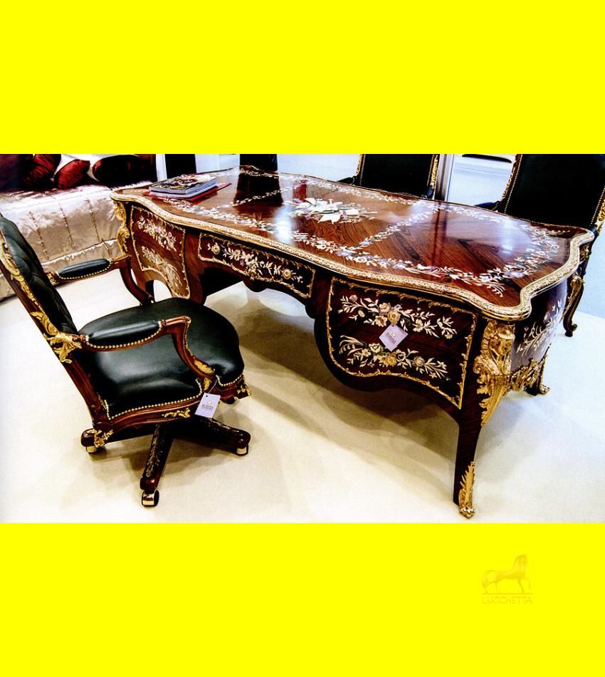 Письменный стол в стиле Барокко