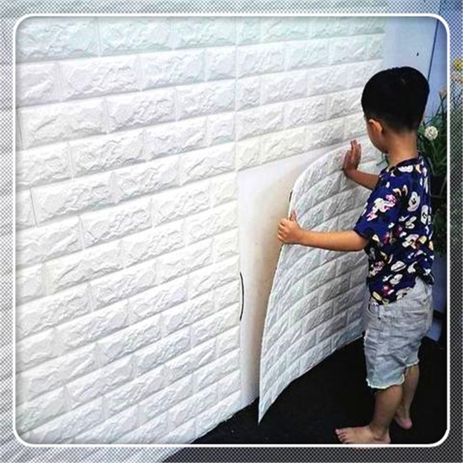 Клеящиеся панели на стену