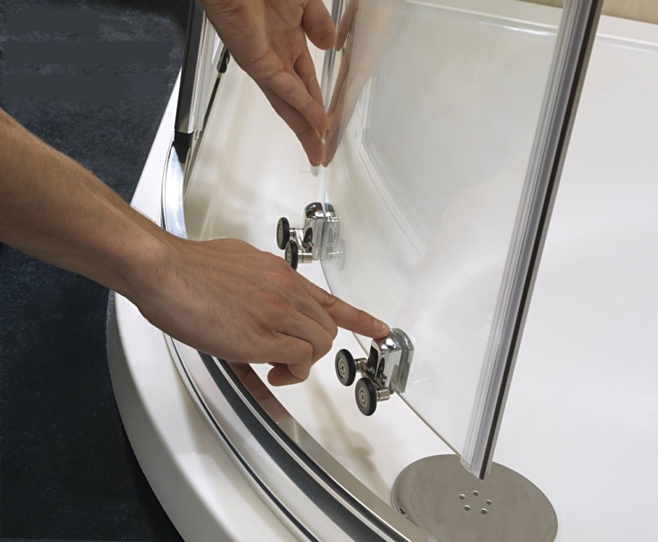 Потекла душевая кабина