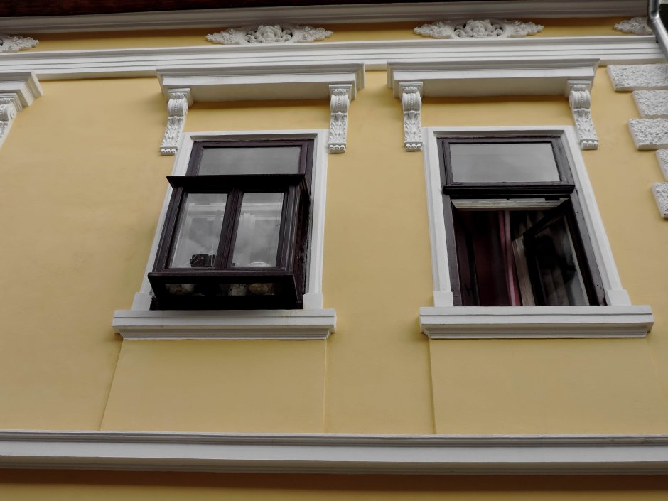 Ложное окно на фасаде