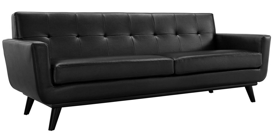 Кастинг на кожаном диване