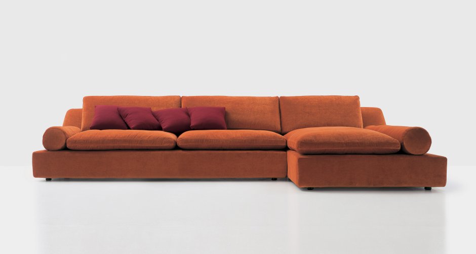 Вид простой софы дивана