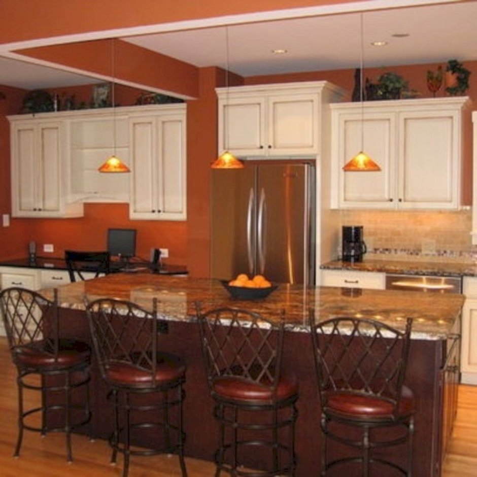 Столовая в терракотовых тонах