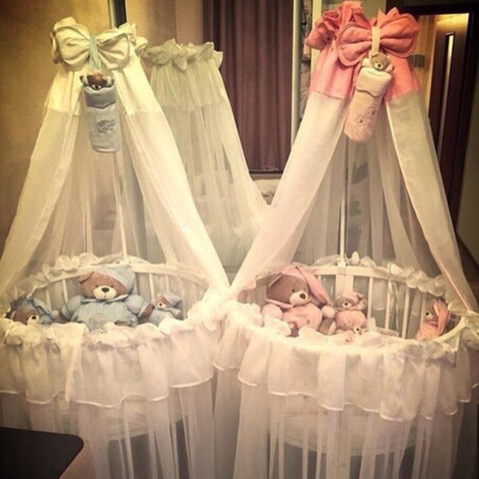 Кроватки для новорожденных двойняшек