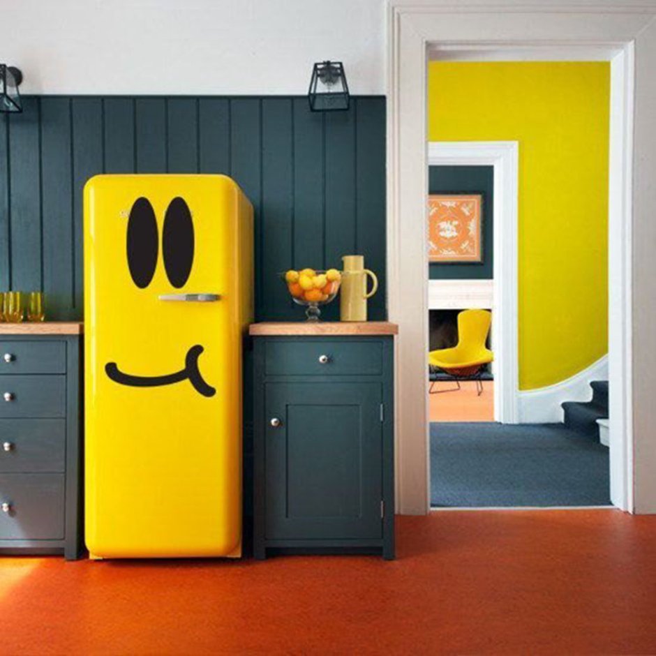 Холодильник Смег ретро желтый
