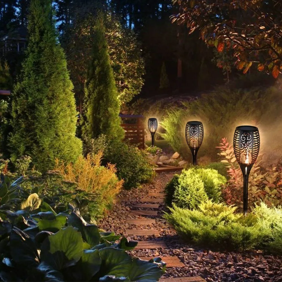 Декоративное освещение сада