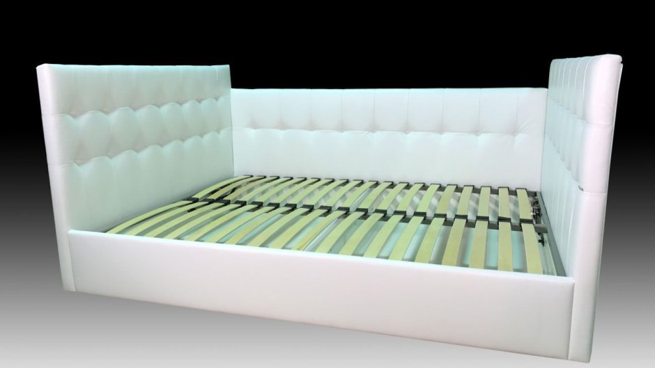 Кровать с тремя спинками