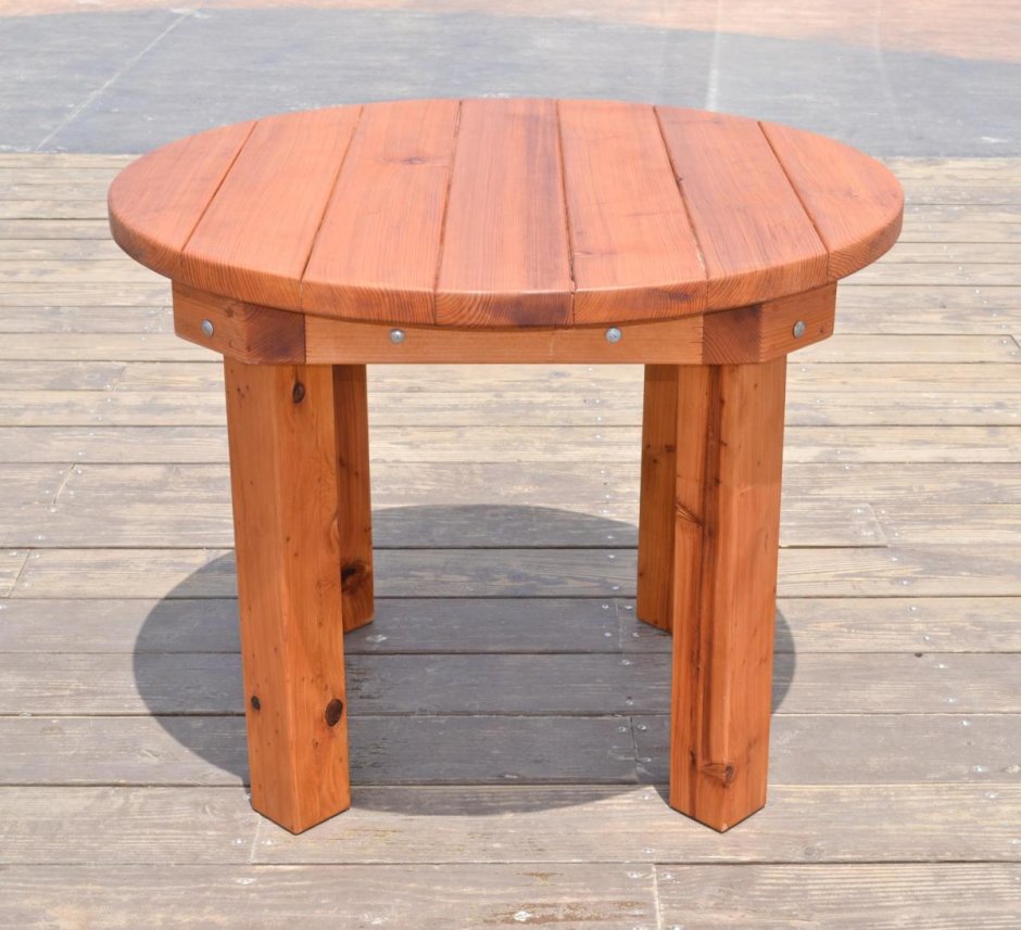 Круглый стол на дачу деревянный