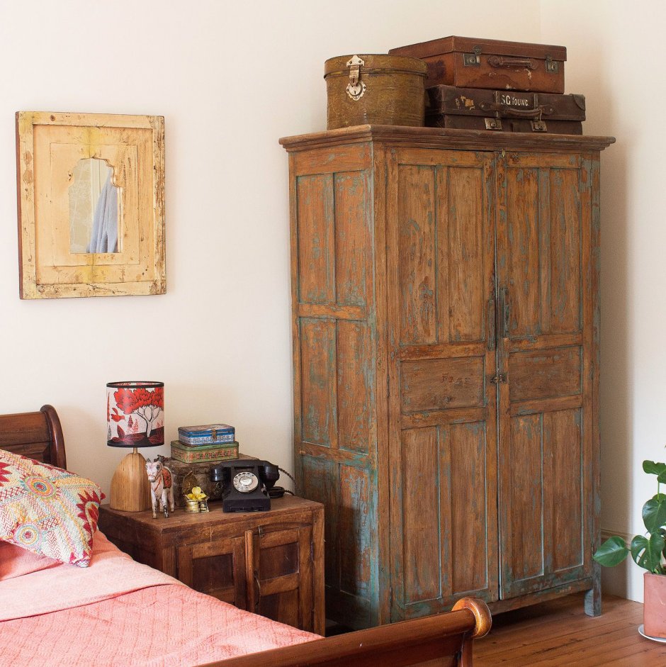 Трёхстворчатый платяной шкаф 1950х годов Бавария