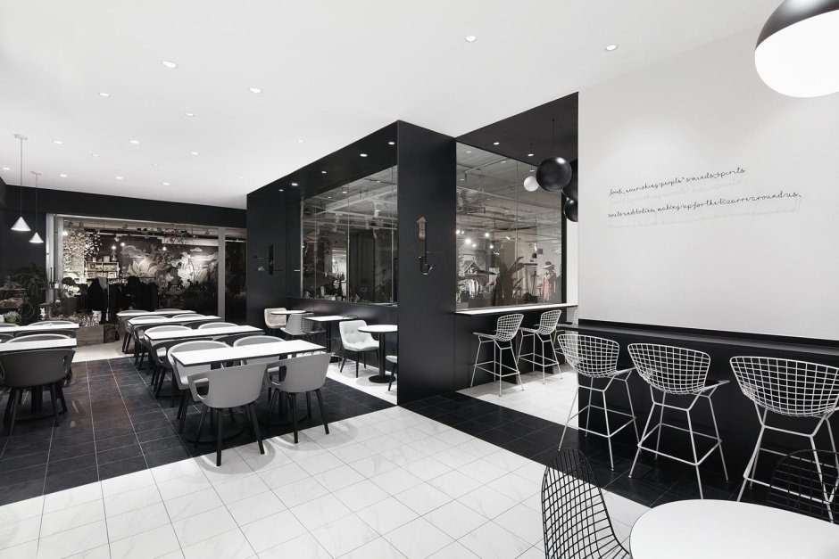 Ресторан в черно белом стиле