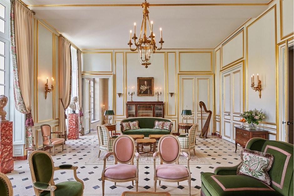 Стиль Версаль в интерьере отеля