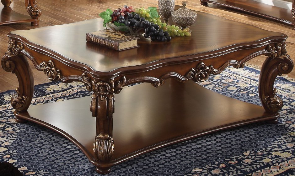 Резные журнальные столики