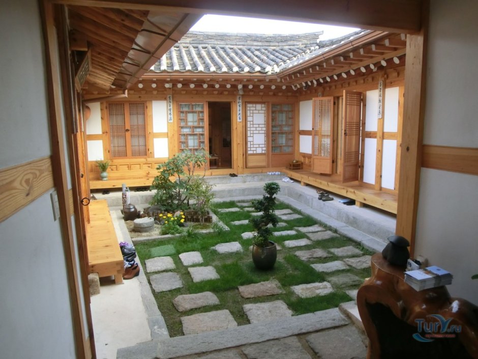 Традиционный корейский дом Ханок