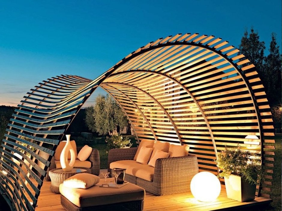 Беседка газебо современная