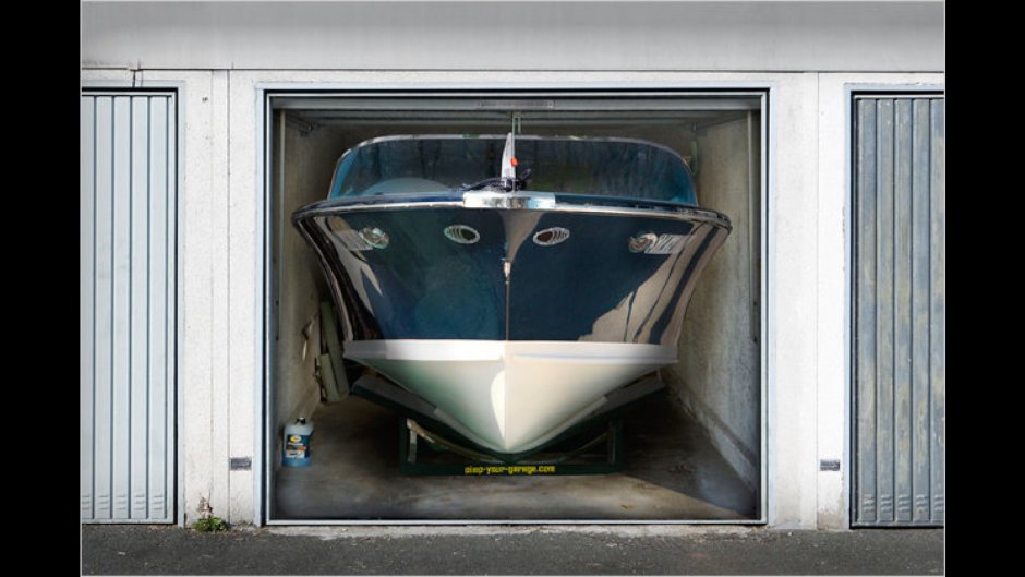 Хранение катера в гараже