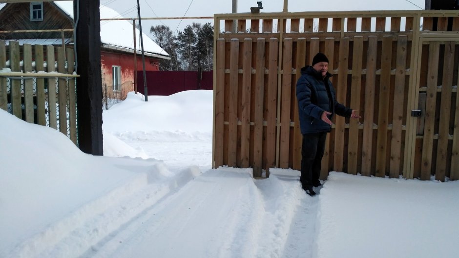 Сдвижные ворота на рельсе