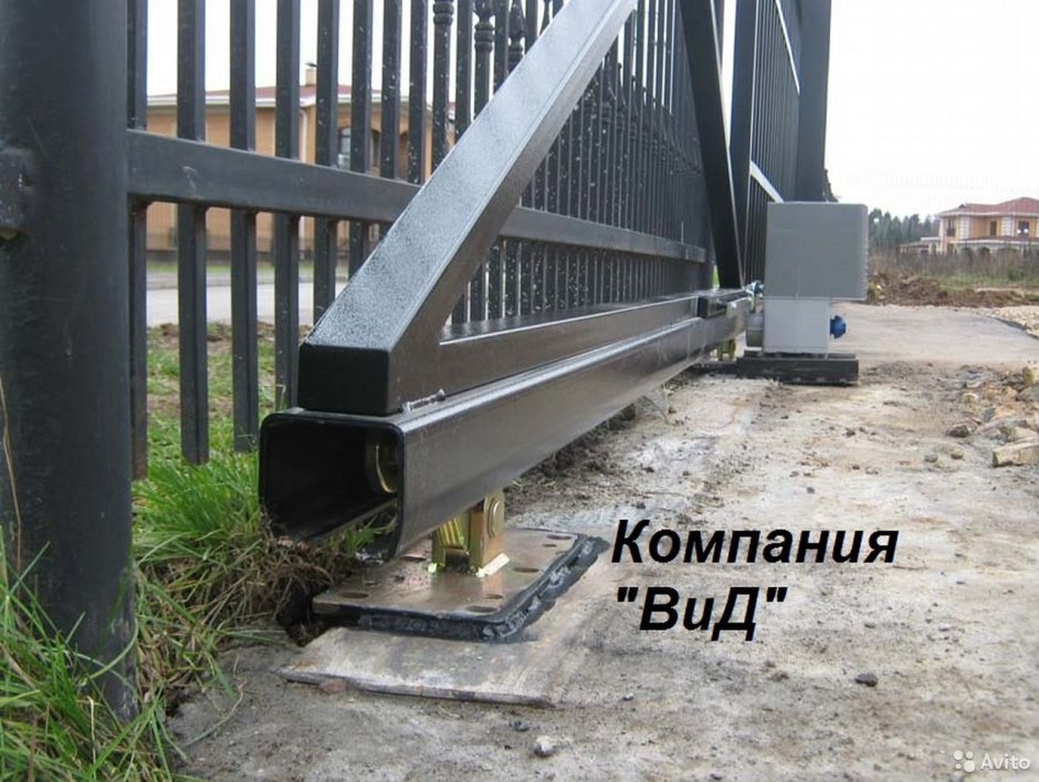 Площадка для откатных ворот Дорхан