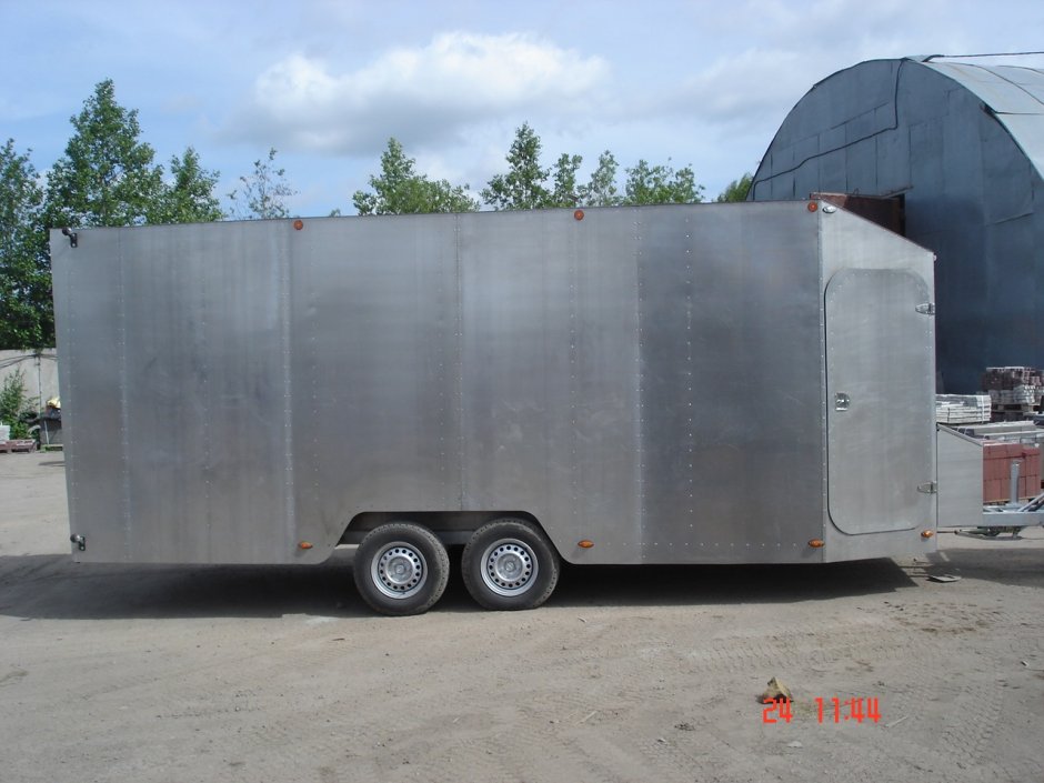 Гараж для прицепа