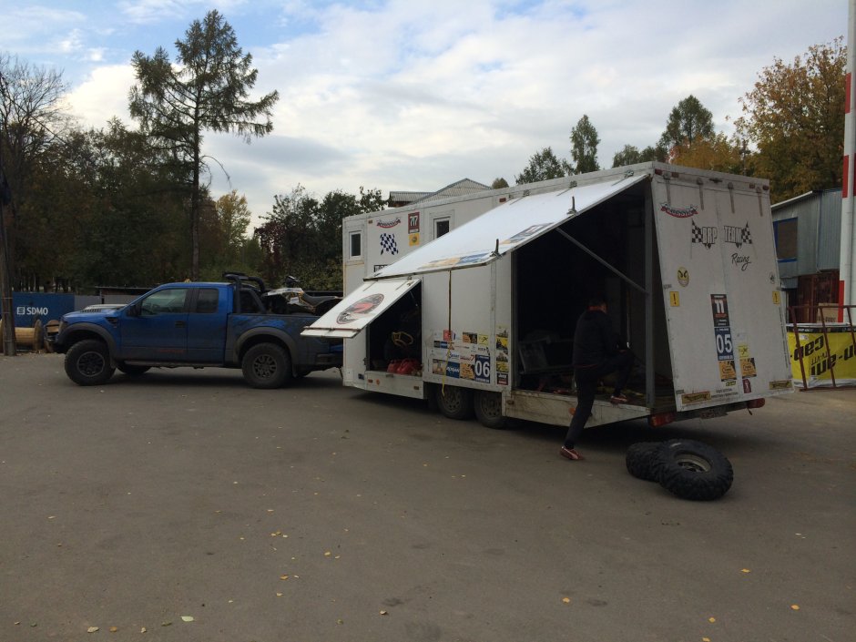 Гараж для прицепа