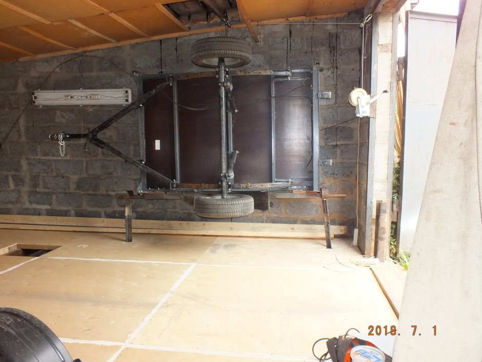 Гараж для прицепа легкового автомобиля