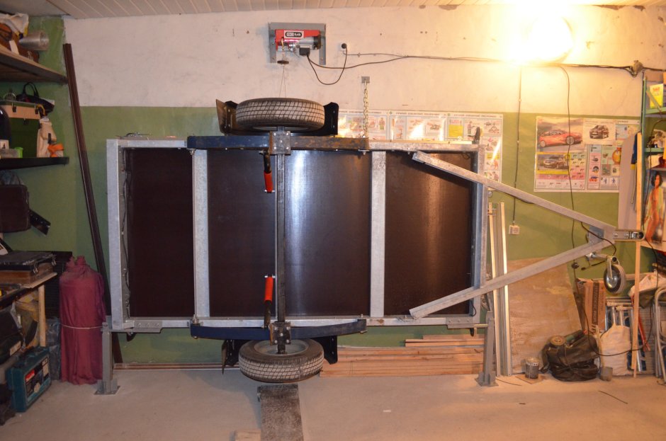 Прицеп МЗСА В гараже