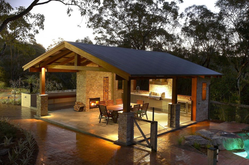 Беседка с мангальной зоной с гаражом