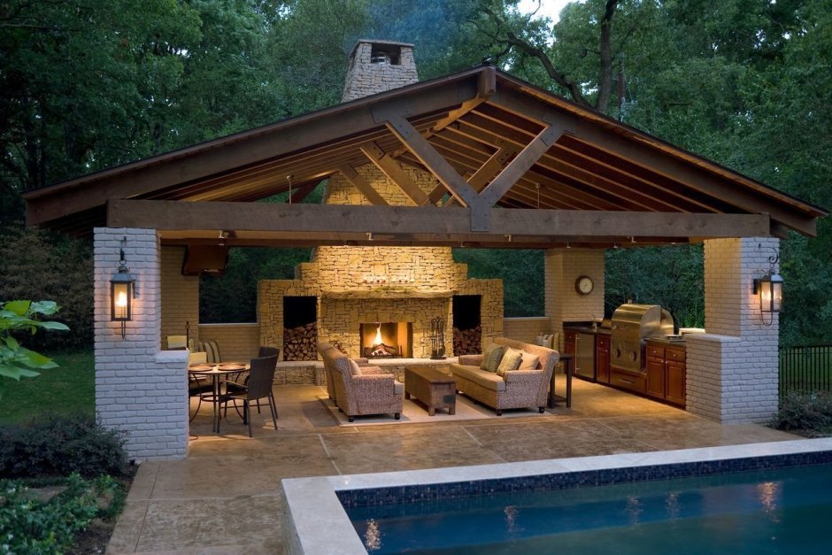 Беседка с патио и зоной барбекю