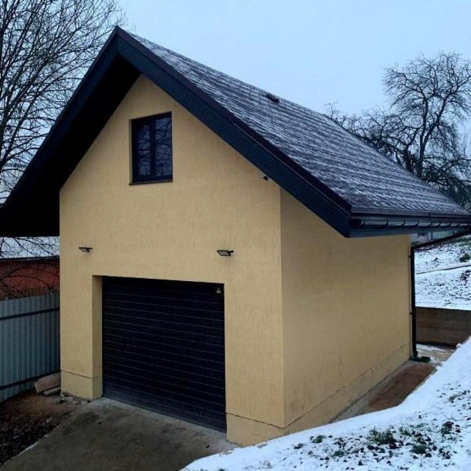 Гараж с жилой мансардой
