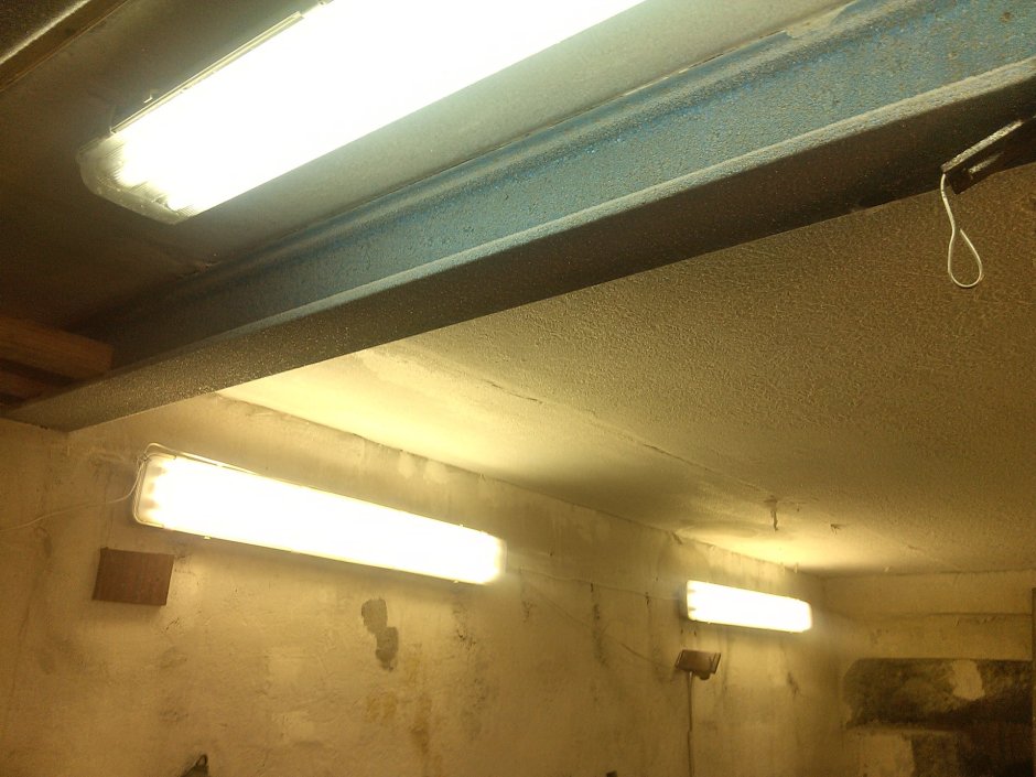 Диодные лампы в гараж на 220