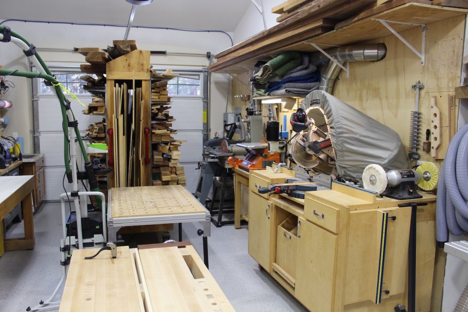 Мебельная мастерская в гараже