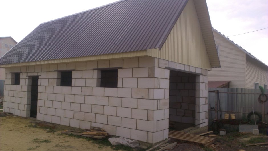 Сарай из пеноблока 600 на300 на 200