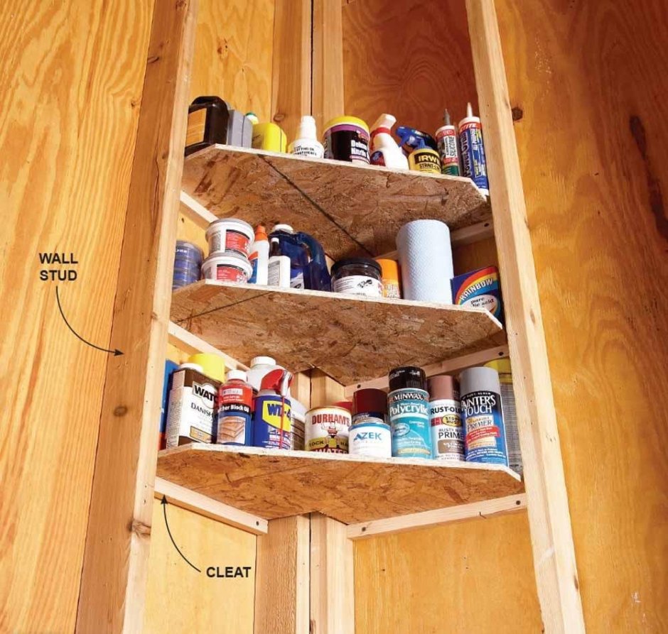 Полочки в сарае