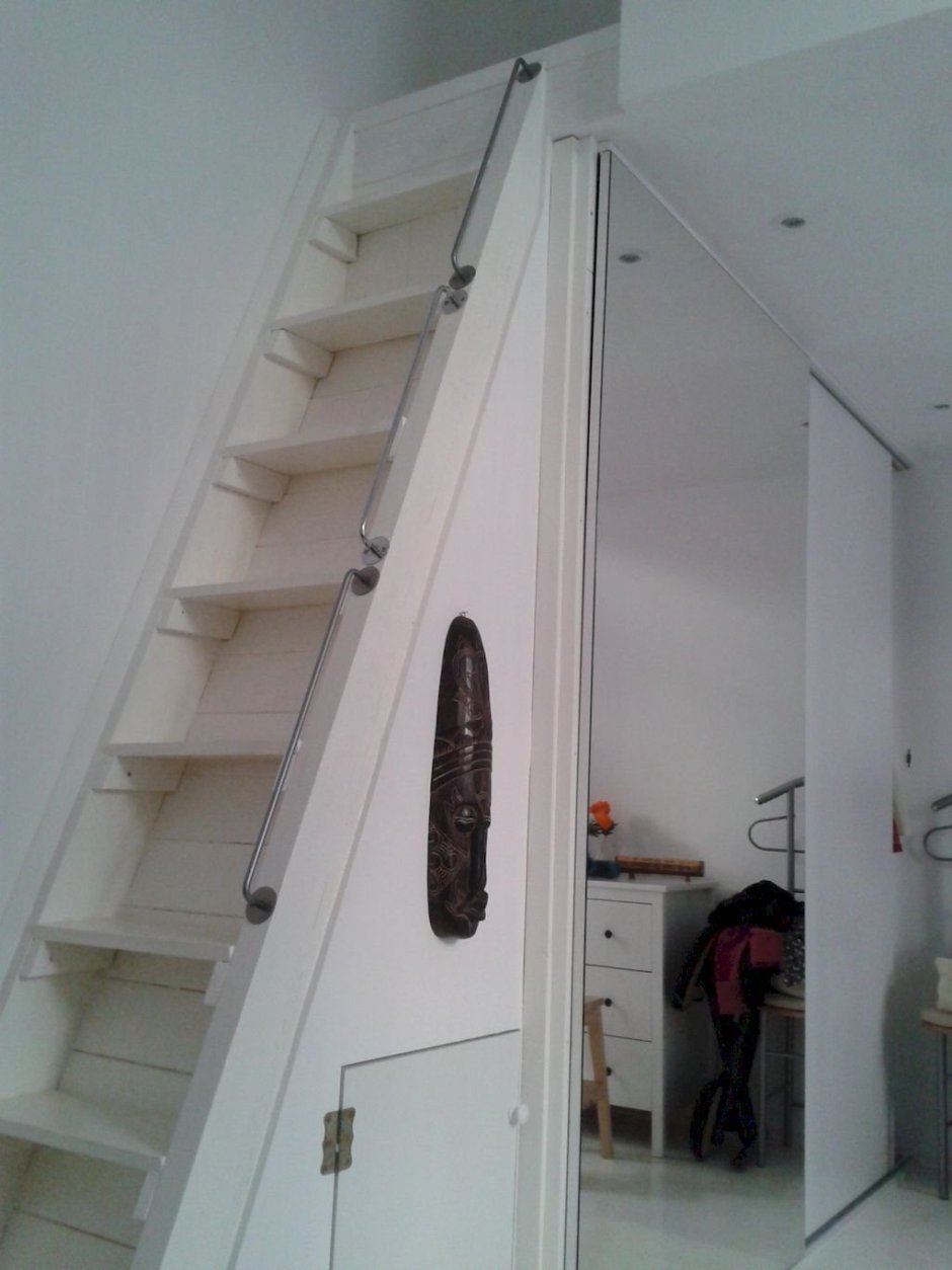 Лестница шкаф на чердак